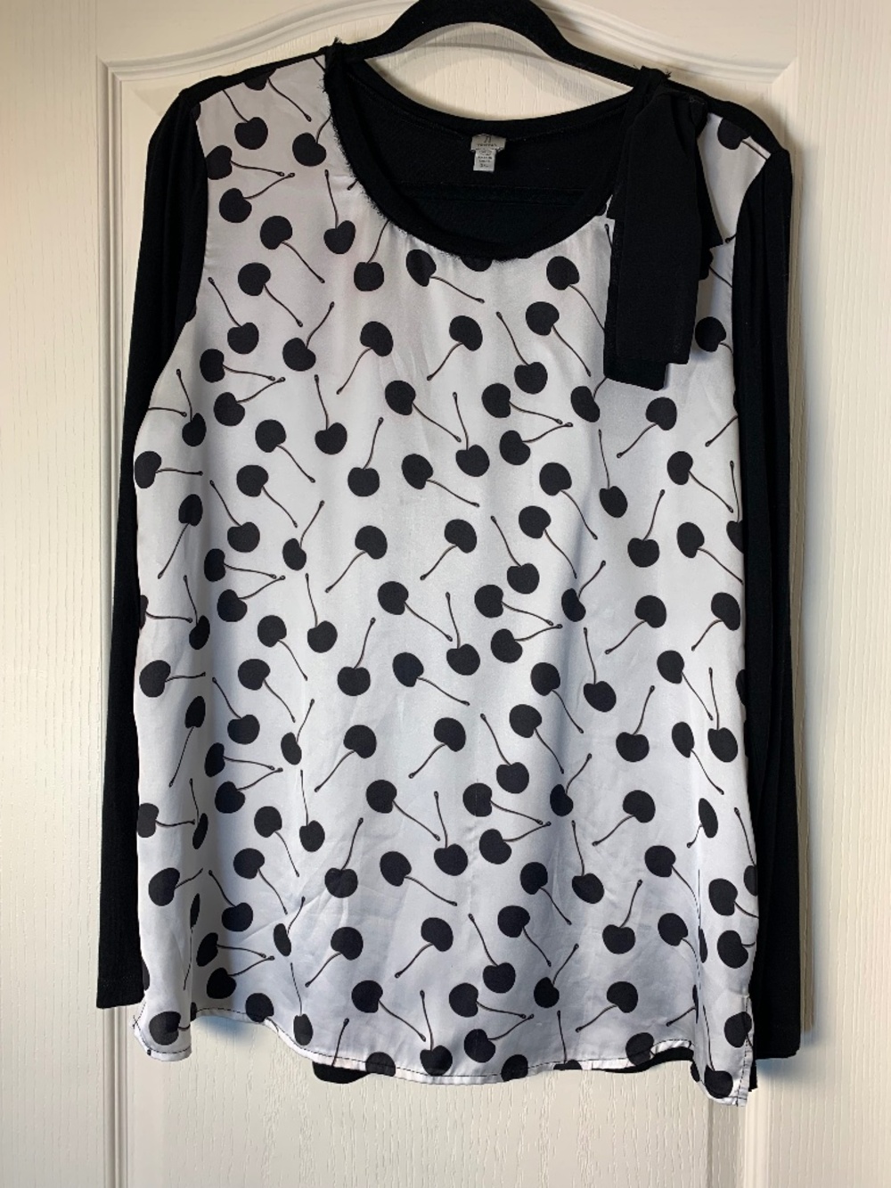 Tristan Cherry Print Bow Detail Mixed Media Top Black White Size L Statement